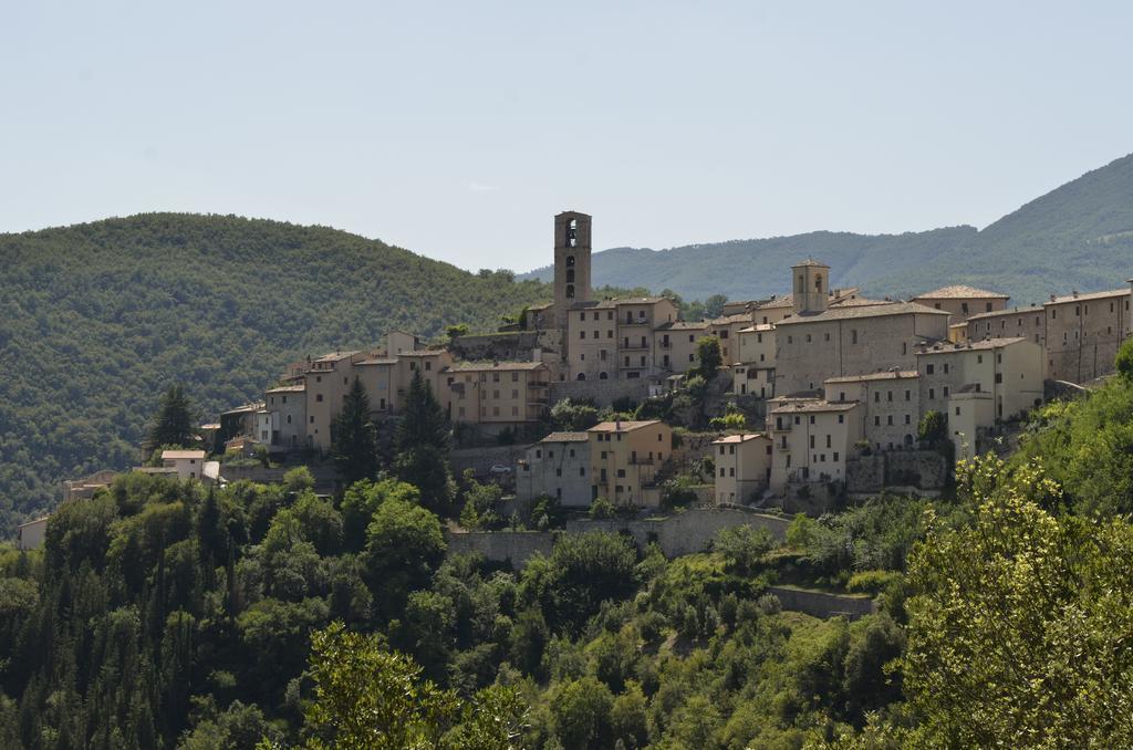 Villa La Torre Del Cerreto à Cerreto di Spoleto Extérieur photo