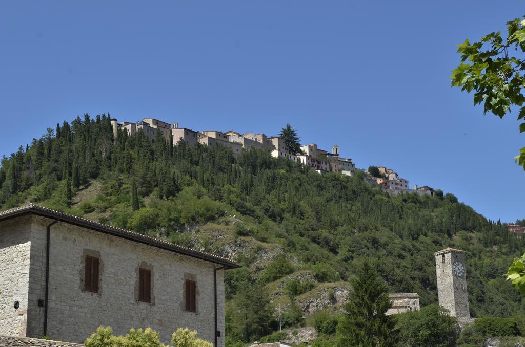 Villa La Torre Del Cerreto à Cerreto di Spoleto Extérieur photo