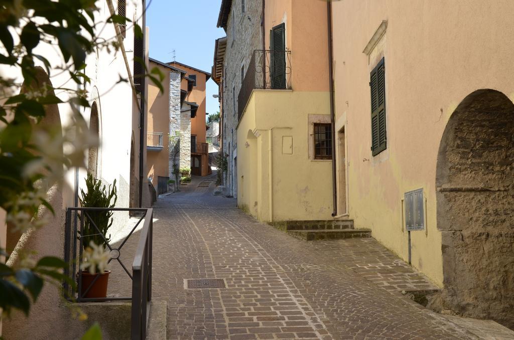 Villa La Torre Del Cerreto à Cerreto di Spoleto Extérieur photo