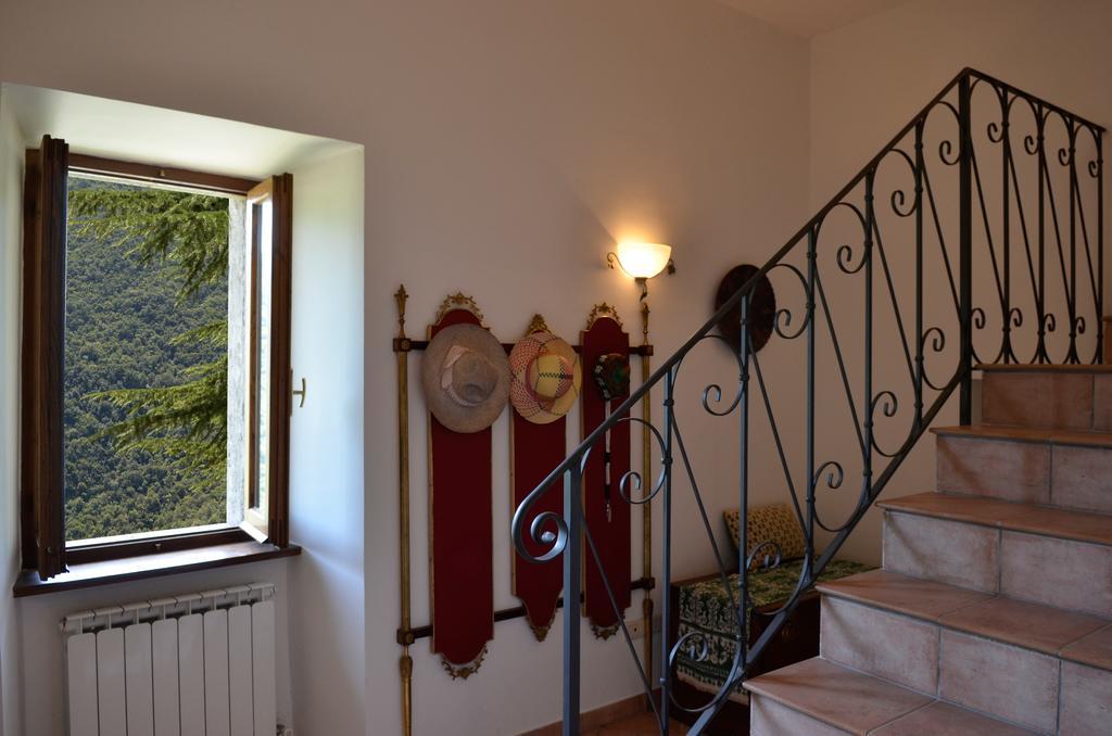 Villa La Torre Del Cerreto à Cerreto di Spoleto Extérieur photo